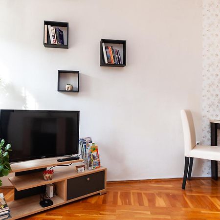 Momo's studio apartment Subotica Exterior foto